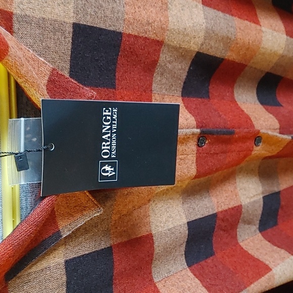 🇨🇦 NWT WOMEN'S LONG SLEEVED PLAID SHIRT - Picture 4 of 7